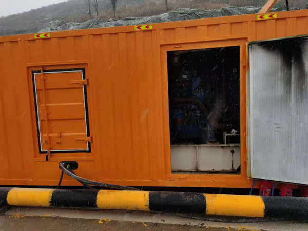 斗门发电机出租 柴油发电机组电压低报警怎么办？