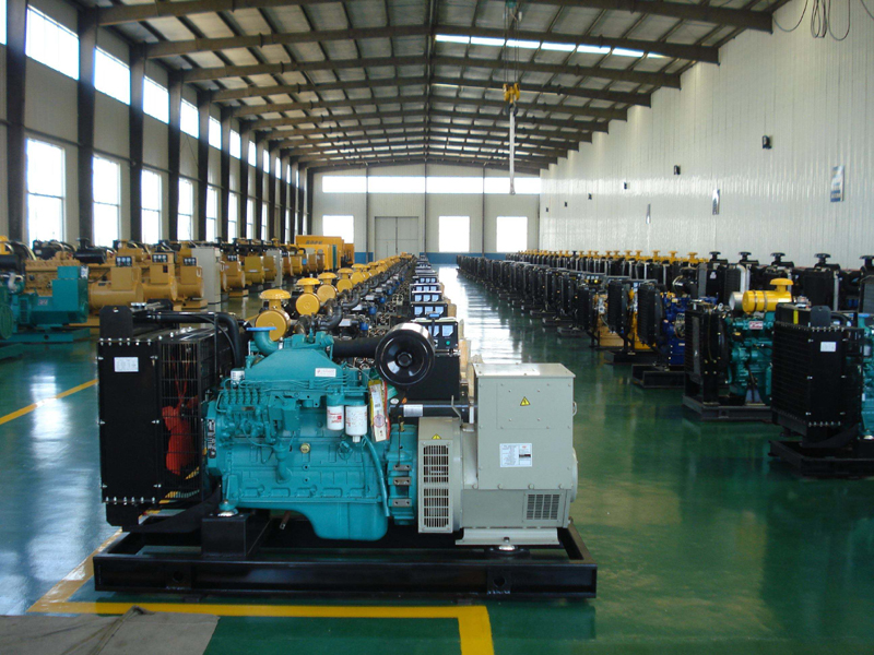 斗门租赁发电机-柴油发电机组冒蓝烟、冒黑烟、冒白烟故障分析