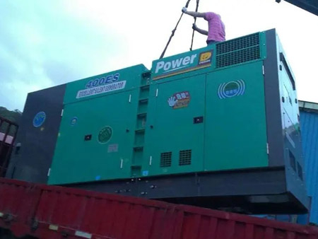 斗门柴油发电机组转速不稳定时，如何对发动机进行维护？