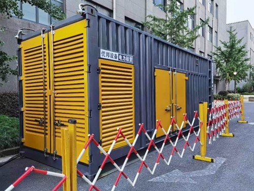 斗门如何使用转速表检查发动机的转速？