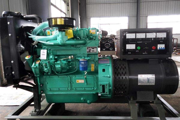 斗门传感器在柴油发电机组中起到什么作用？