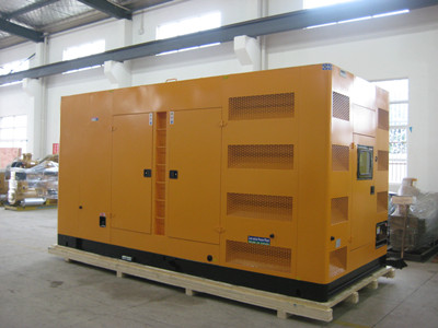 斗门不同类型的发电机组在冬季保养时的注意事项有何差异？