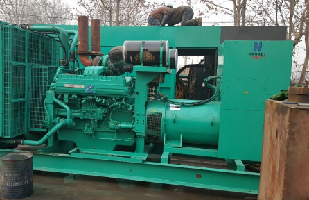 斗门发电机组如何判断水冷式机油散热器内部是否需要清洗？